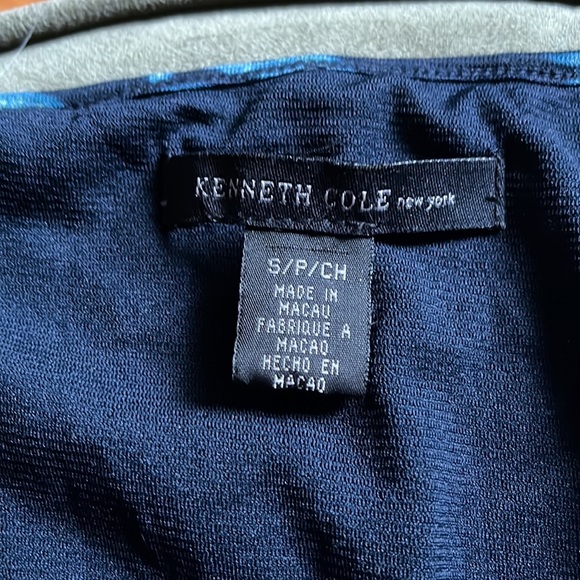 Kenneth Cole sleeveless top. - Picture 2 of 3